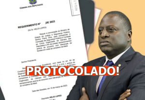 Helio Lopes protocola requerimento para Flavio DIno