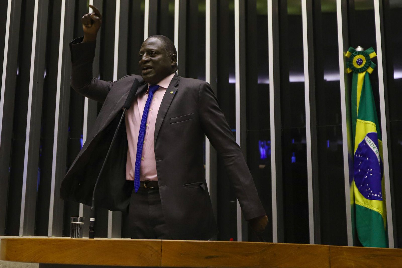 diga não às cotas raciais